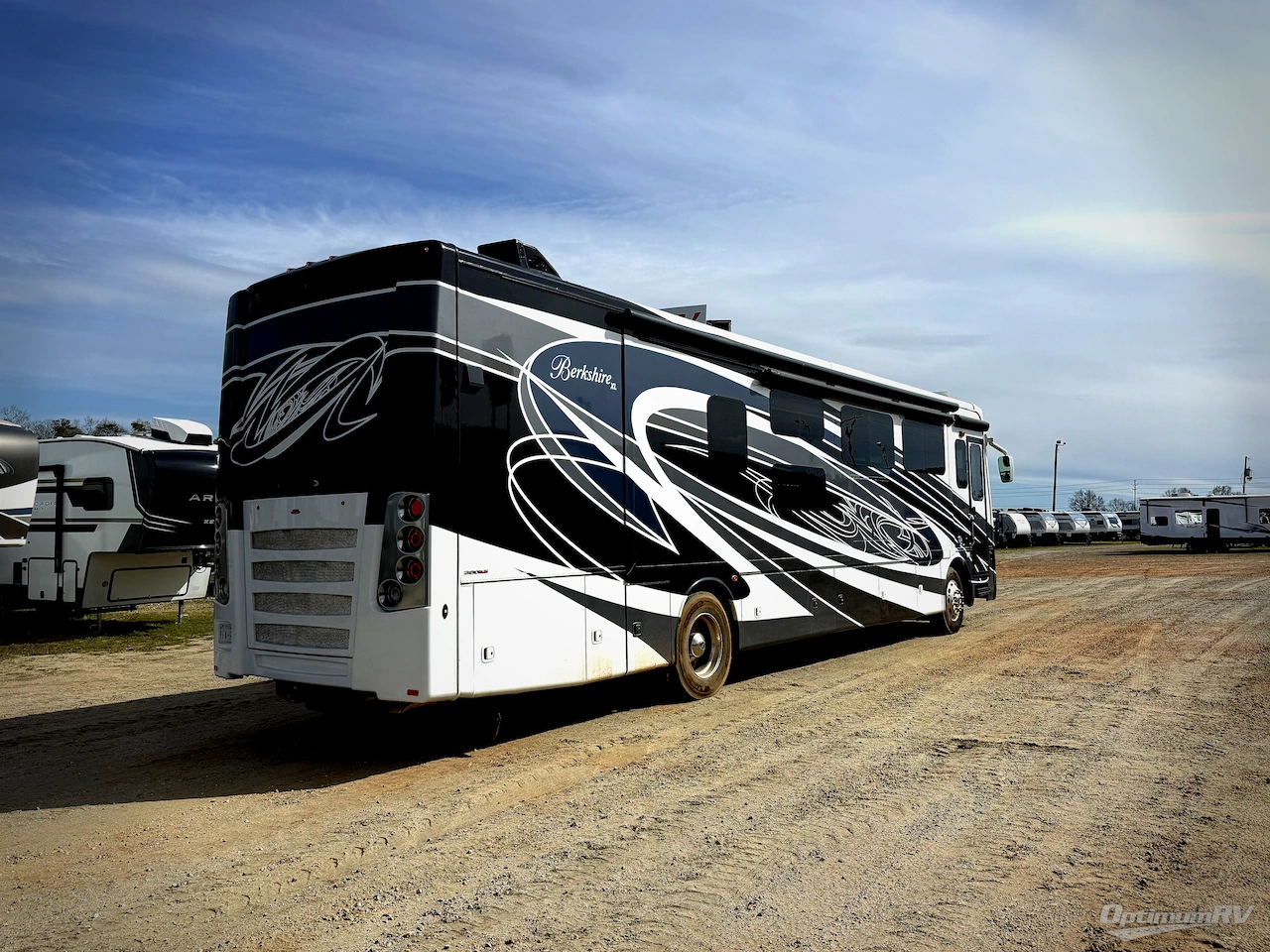 2021 Forest River Berkshire XL 40E Photo 2