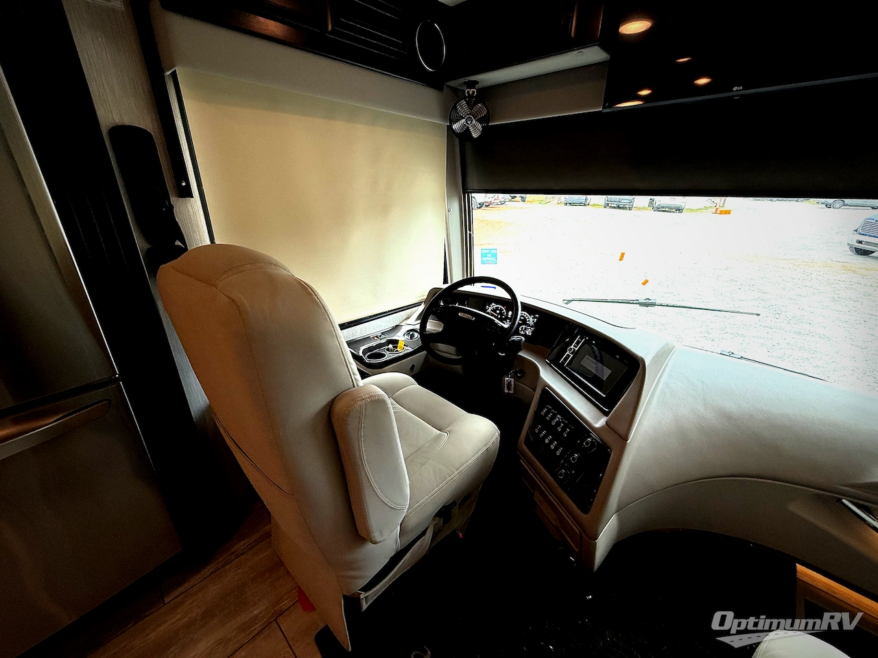 2021 Forest River Berkshire XL 40E Photo 10