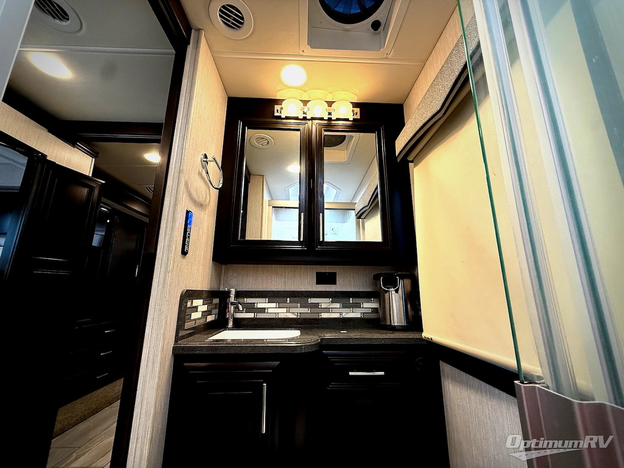 2021 Forest River Berkshire XL 40E Photo 28