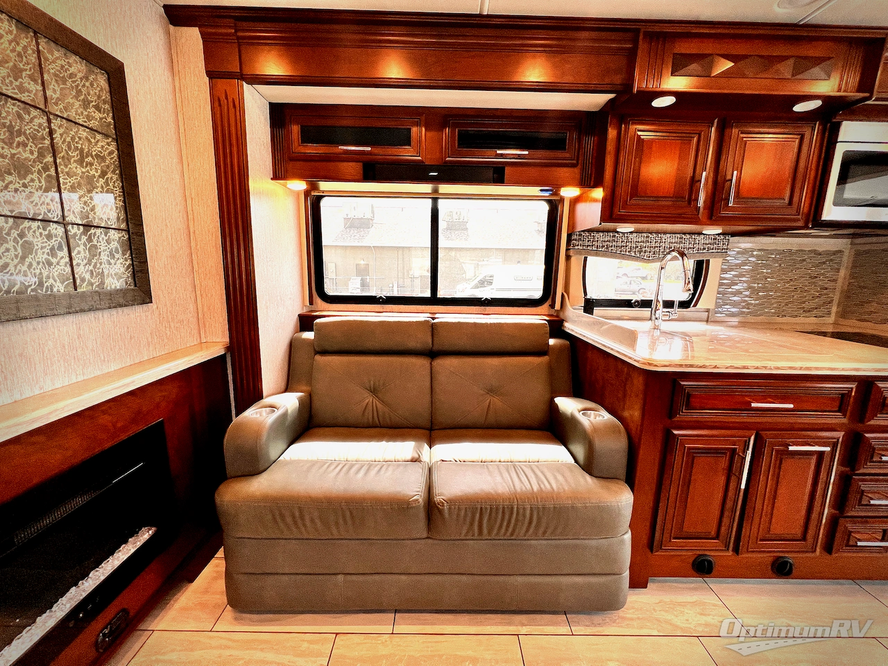 2021 Forest River Berkshire XLT 45CA Photo 9