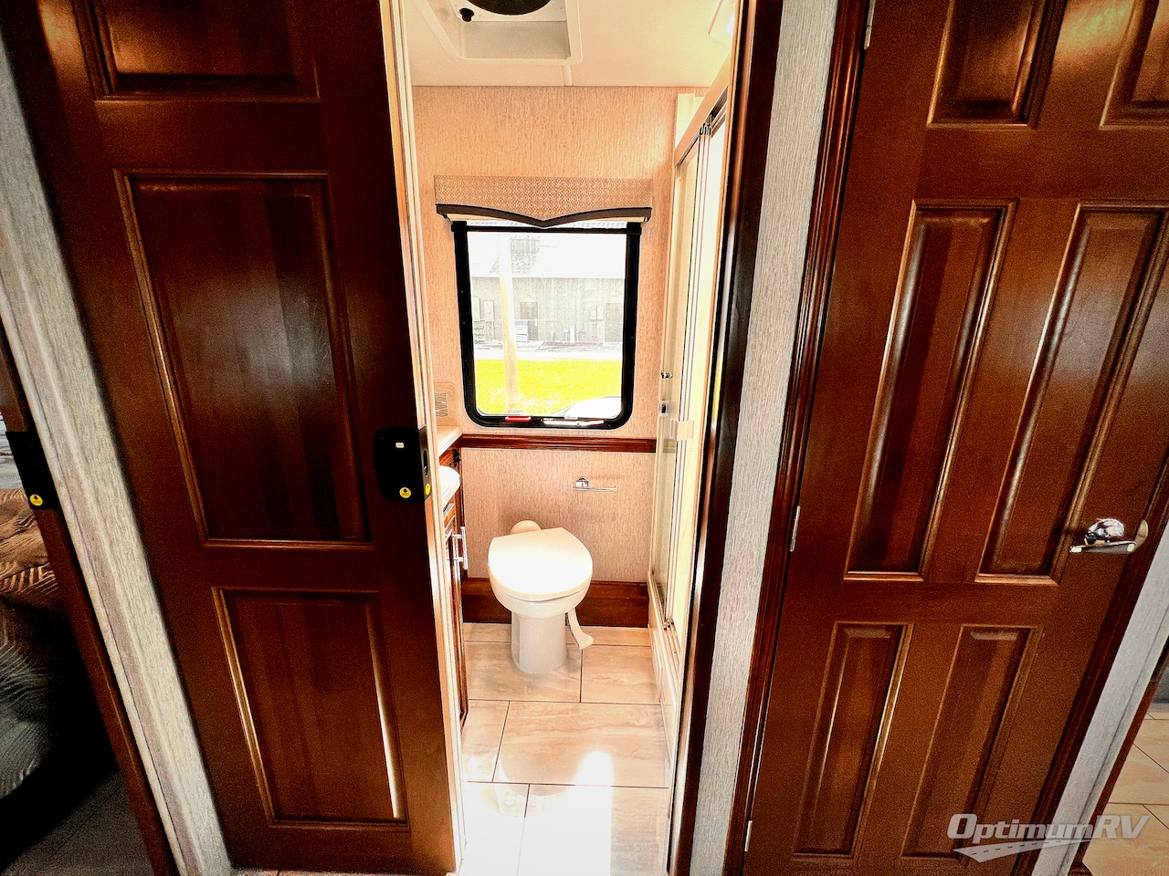 2021 Forest River Berkshire XLT 45CA Photo 20