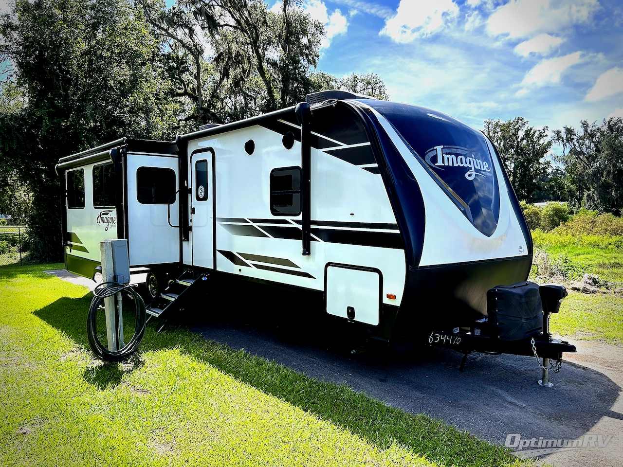 2022 Grand Design Imagine 2970RL Photo 1