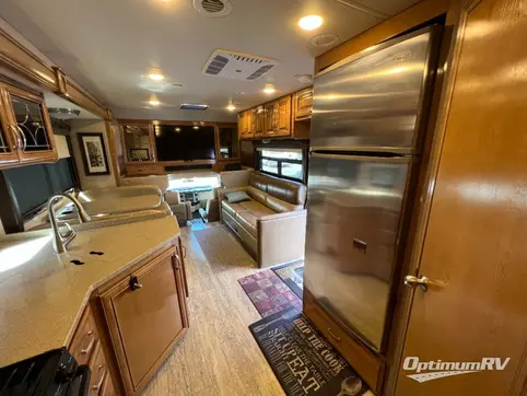 2016 Thor Four Winds Super C 35SF RV Photo 3