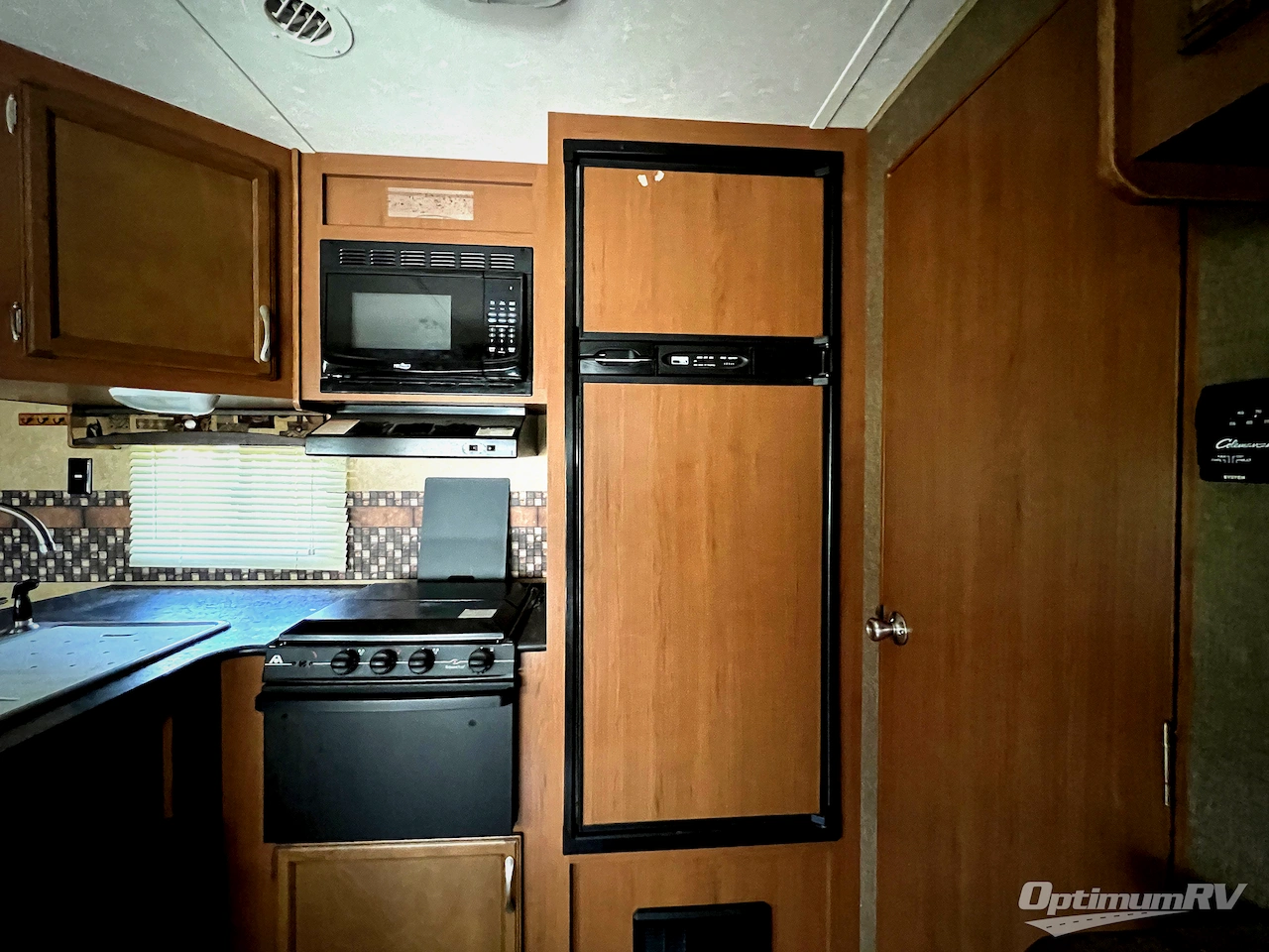 2014 Starcraft Autumn Ridge 245DS Photo 12