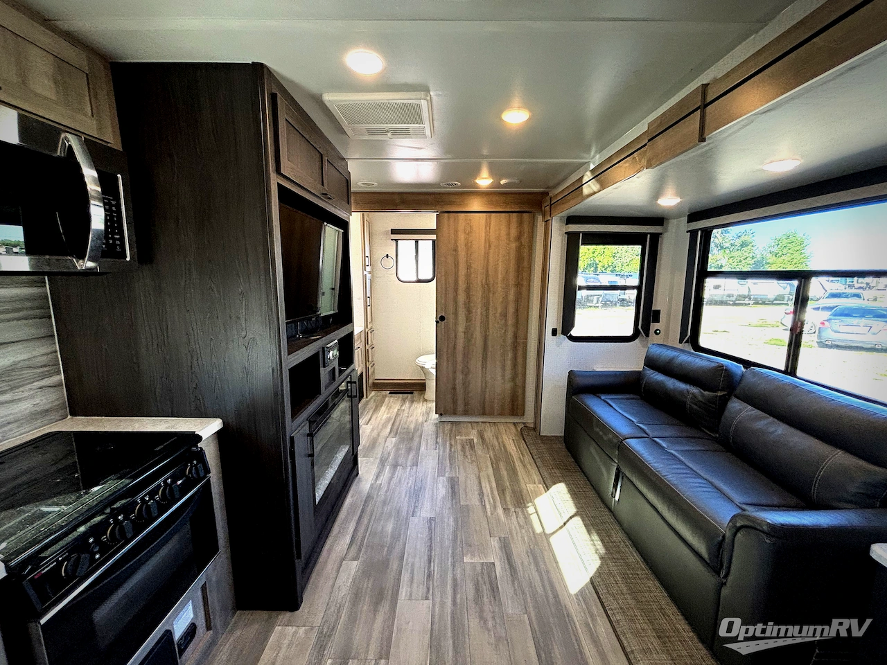 2022 Winnebago Towables Voyage 2427RB Photo 4