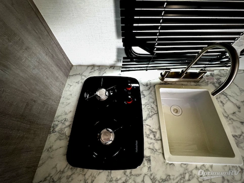 2024 Dutchmen Coleman 17R RV Photo 4