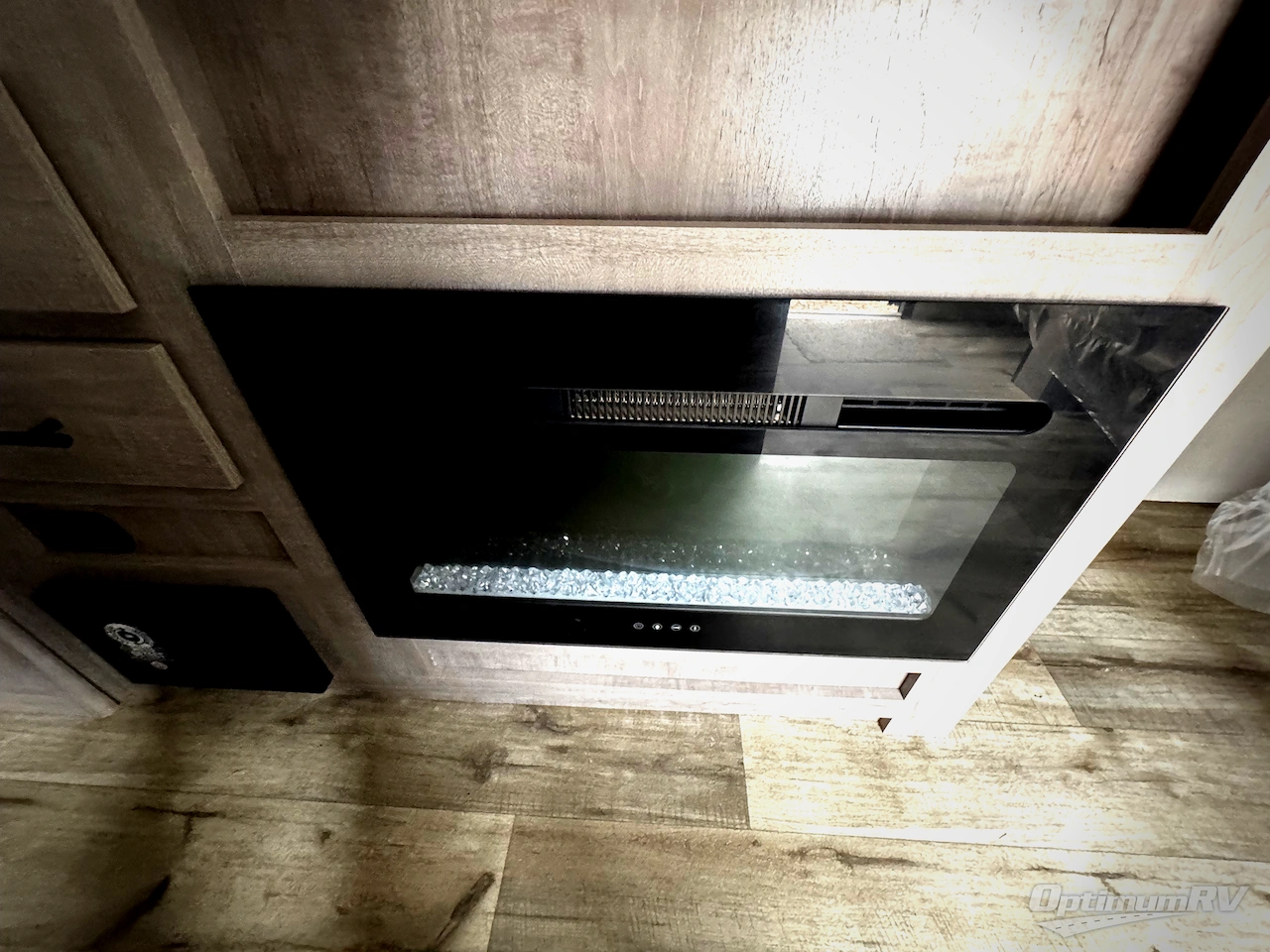 2024 Dutchmen Coleman 17R Photo 9