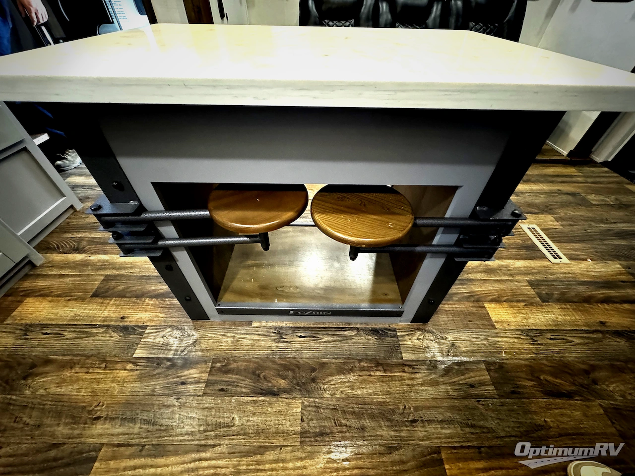 2020 Keystone Fuzion 419 Photo 9