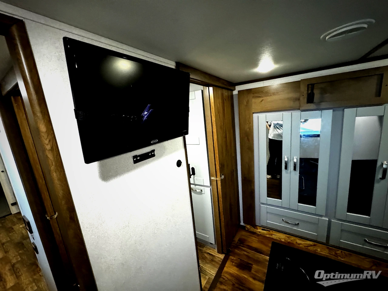 2020 Keystone Fuzion 419 Photo 24