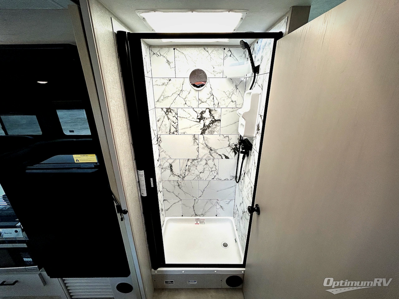 2024 Coachmen Freelander 31MB Photo 14
