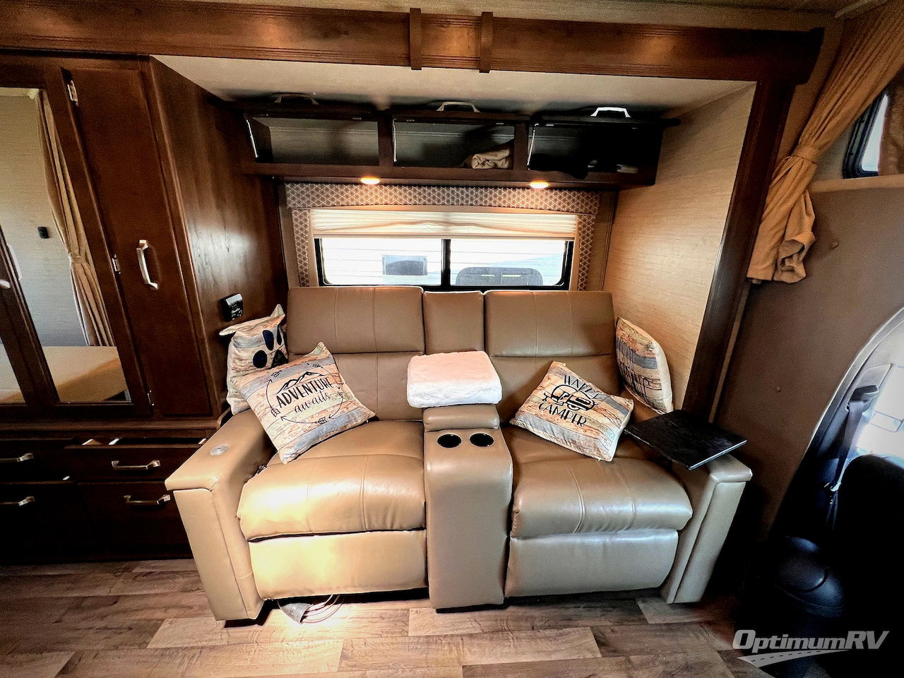 2020 Jayco Melbourne 24L Photo 8