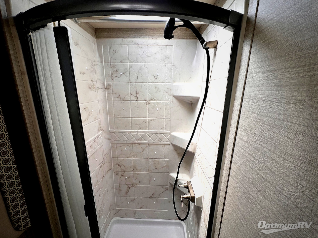 2020 Jayco Melbourne 24L Photo 16