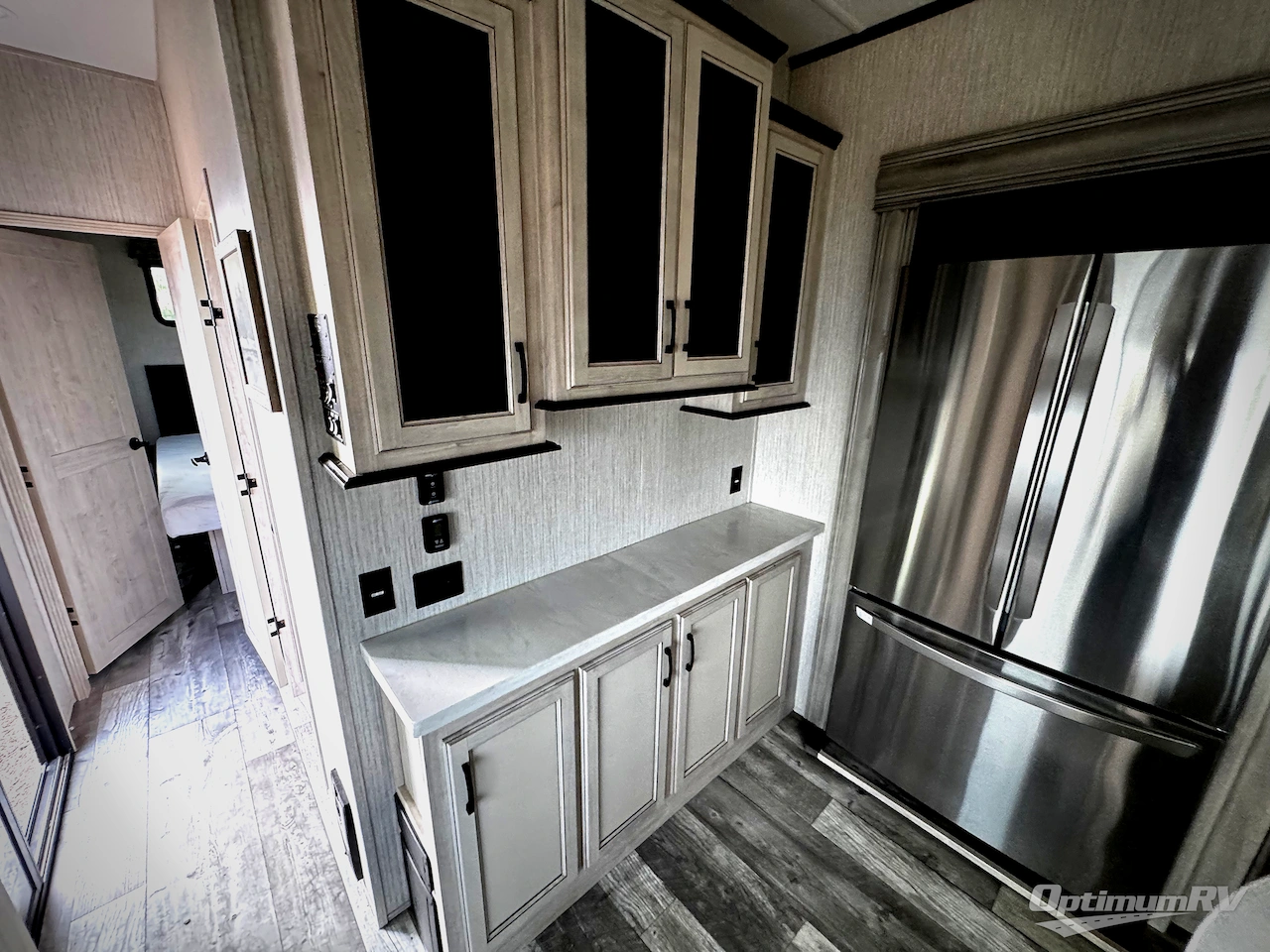 2023 Forest River Sandpiper Destination Trailers 420FL Photo 4