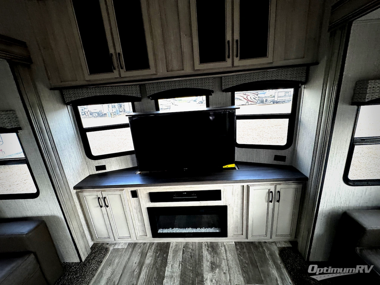 2023 Forest River Sandpiper Destination Trailers 420FL Photo 13