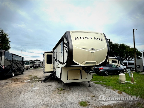Used 2017 Keystone Montana 3661RL Featured Photo