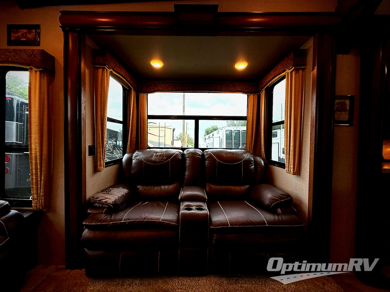 2017 Keystone Montana 3661RL Photo 5