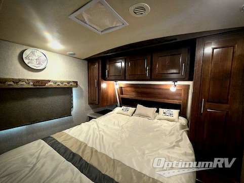 2022 Northwood Arctic Fox North Fork 25W RV Photo 3