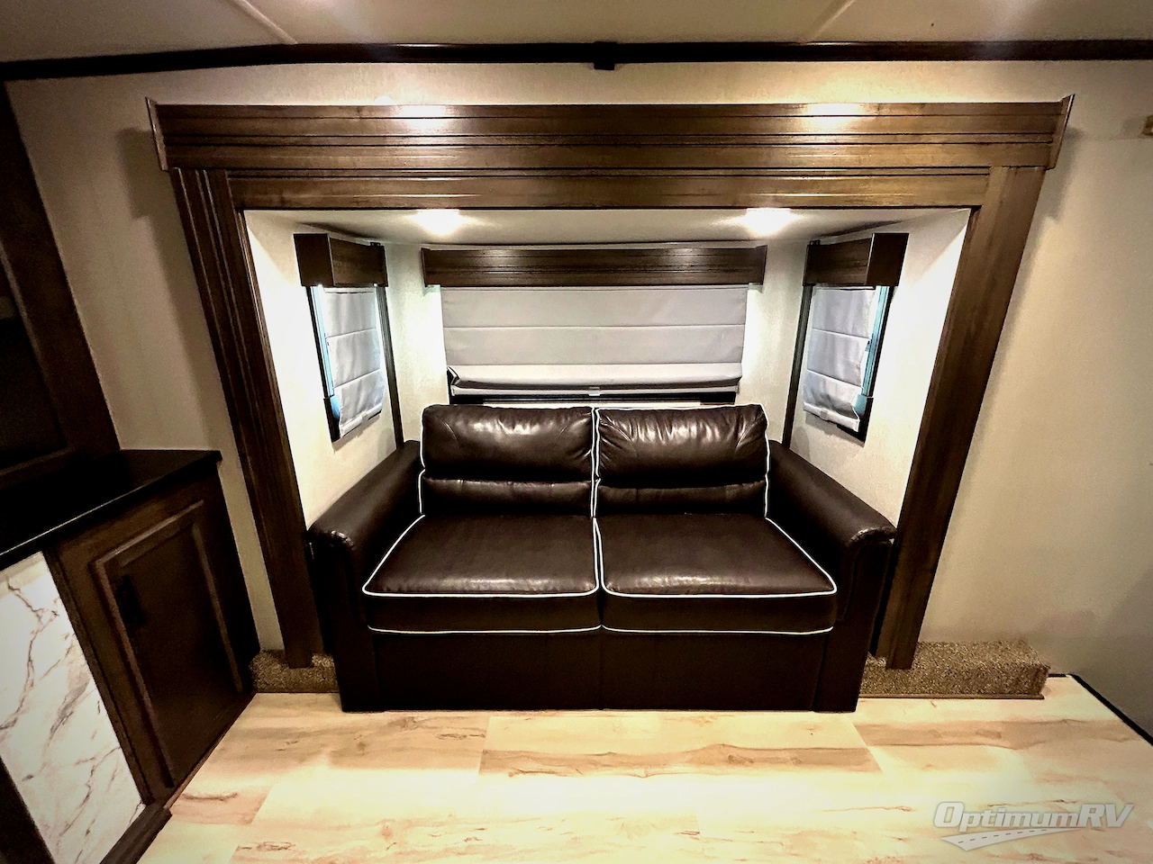 2020 Forest River Cardinal Limited 399FLLE Photo 9