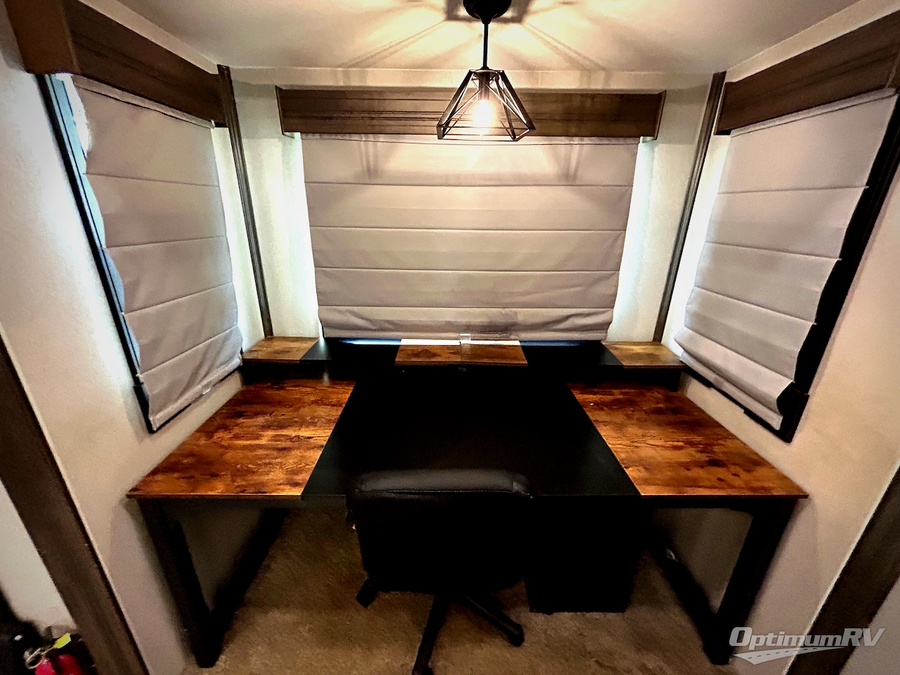 2020 Forest River Cardinal Limited 399FLLE Photo 15