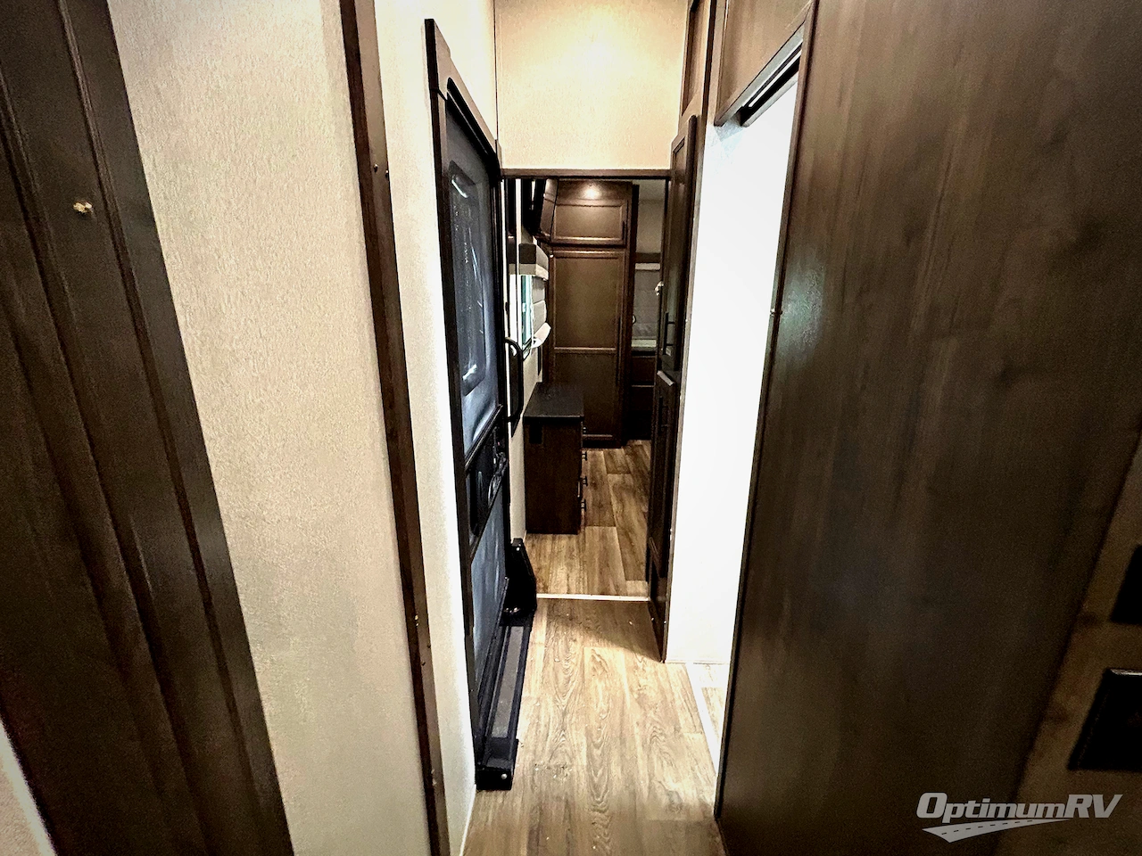 2020 Forest River Cardinal Limited 399FLLE Photo 16