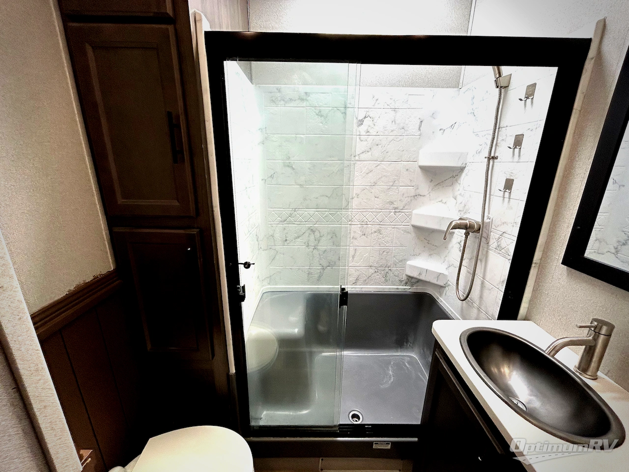 2020 Forest River Cardinal Limited 399FLLE Photo 17