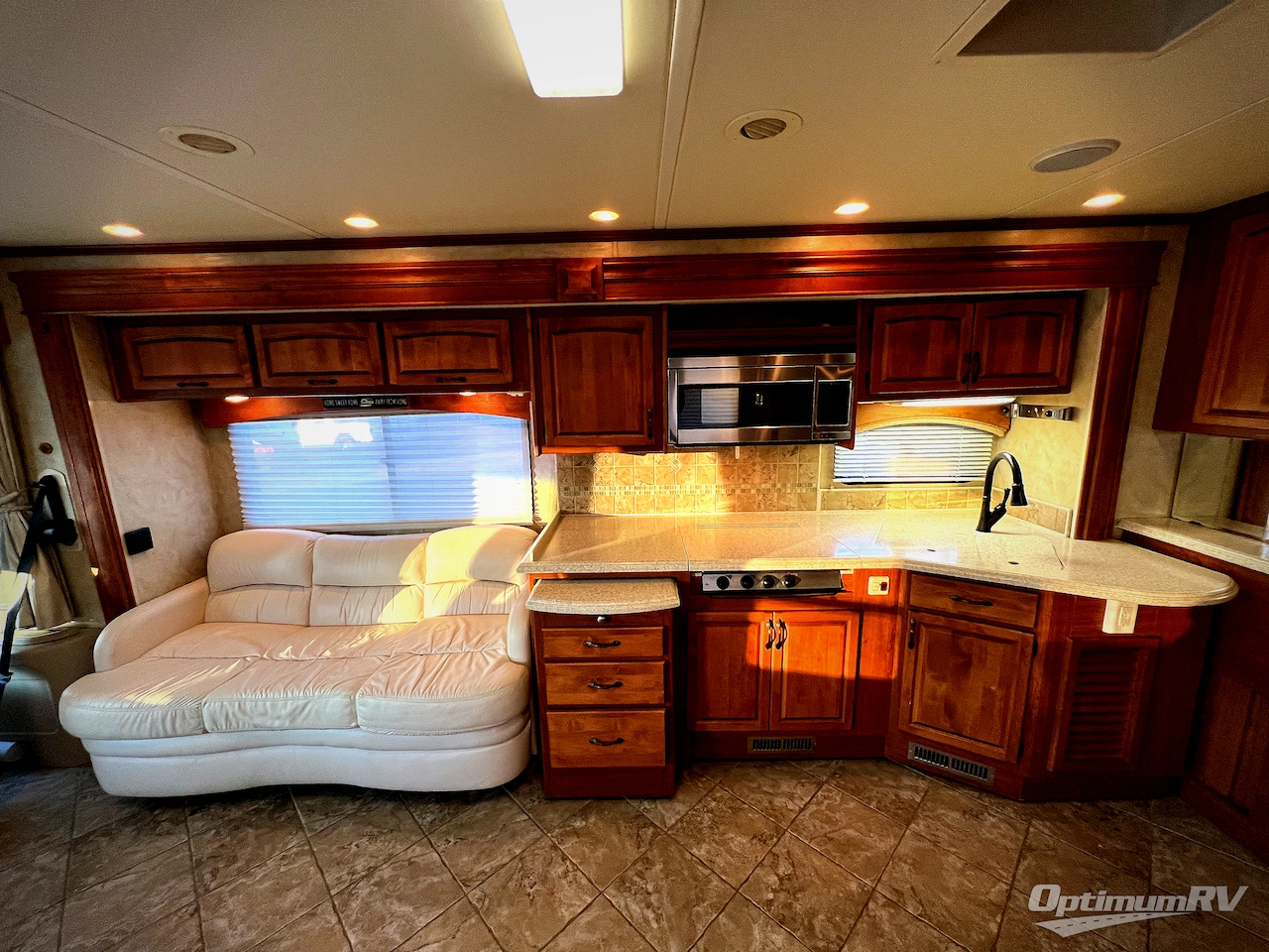 2008 Holiday Rambler Endeavor 40PDQ Photo 10