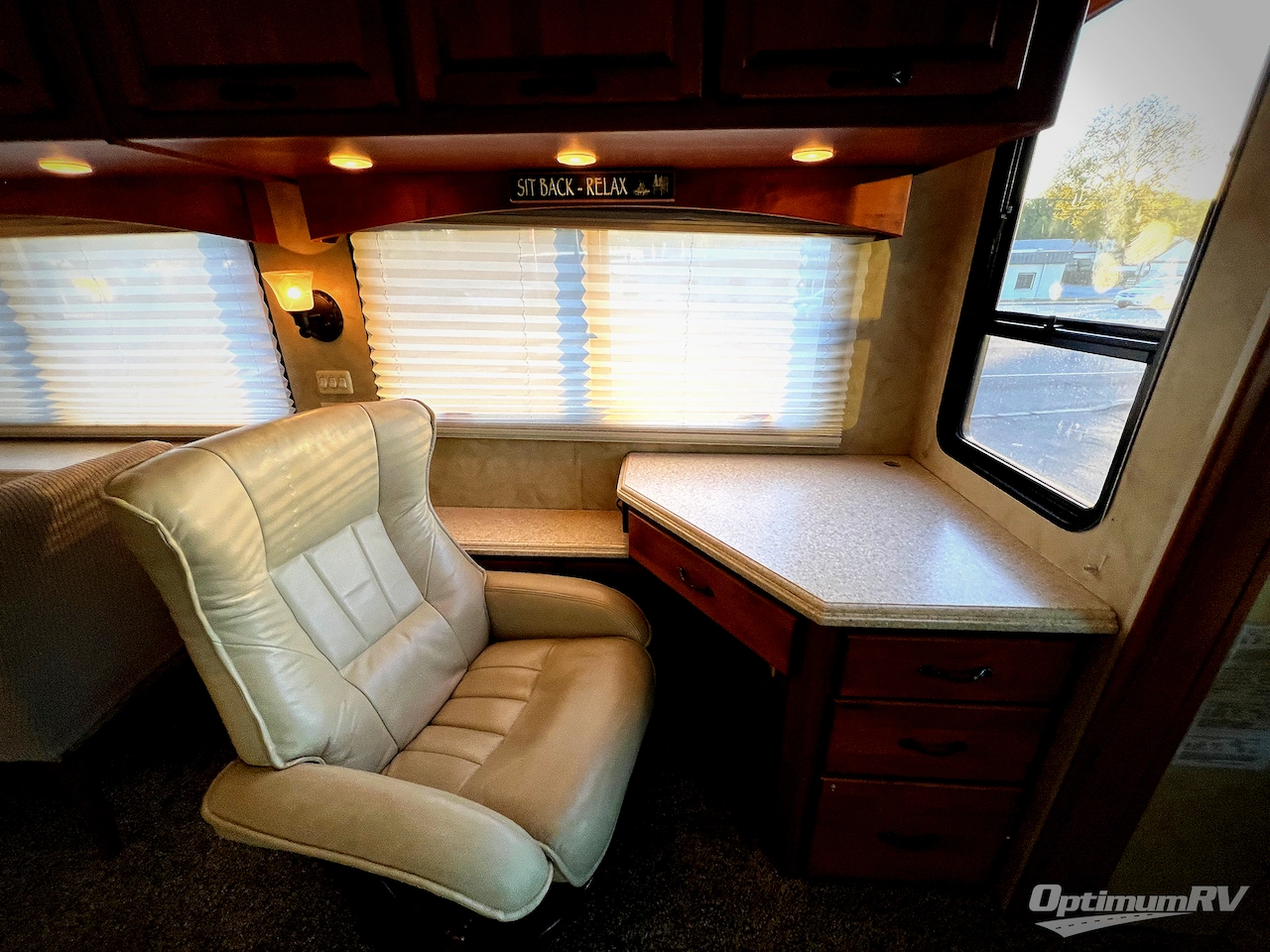 2008 Holiday Rambler Endeavor 40PDQ Photo 17