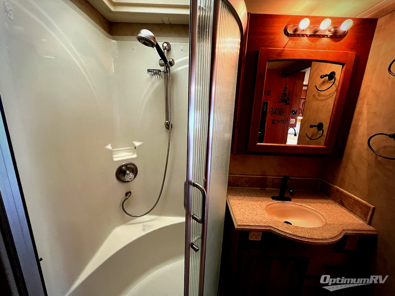 2008 Holiday Rambler Endeavor 40PDQ Photo 25