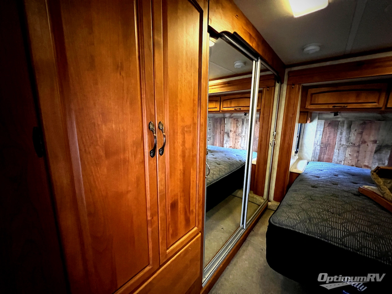 2008 Holiday Rambler Endeavor 40PDQ Photo 32