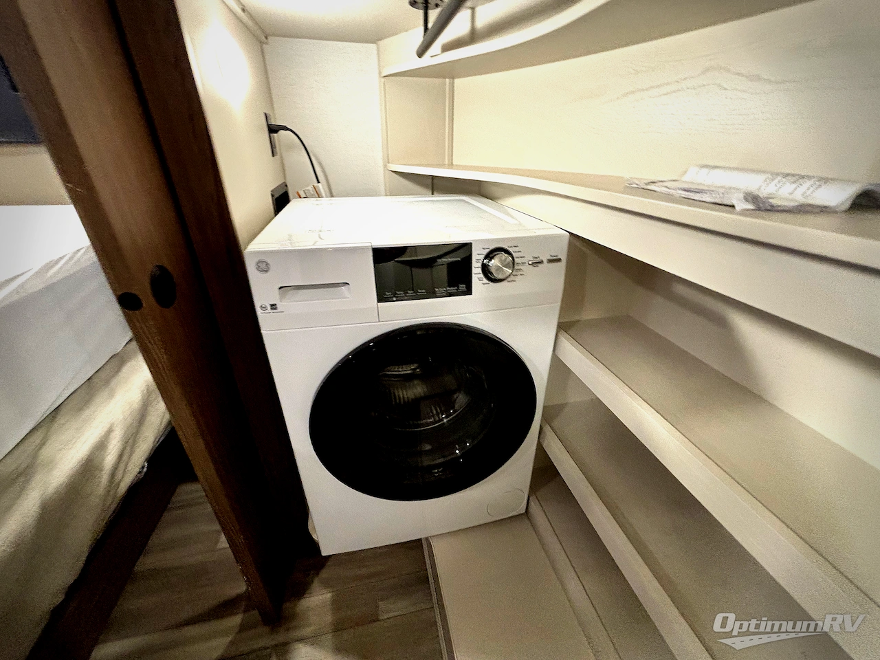 2024 Alliance Paradigm 395DS Photo 12