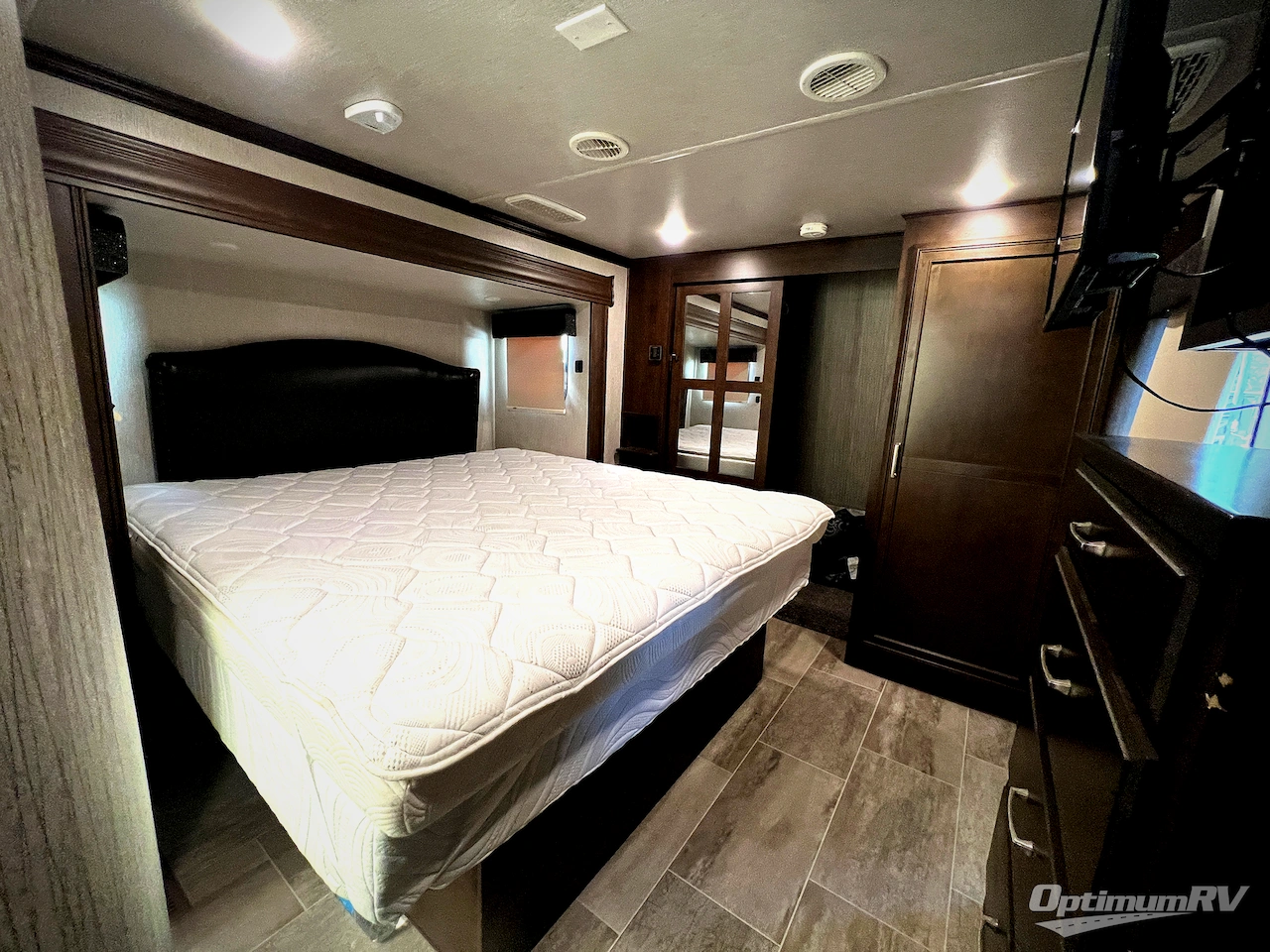 2020 Heartland Bighorn 3985RRD Photo 19