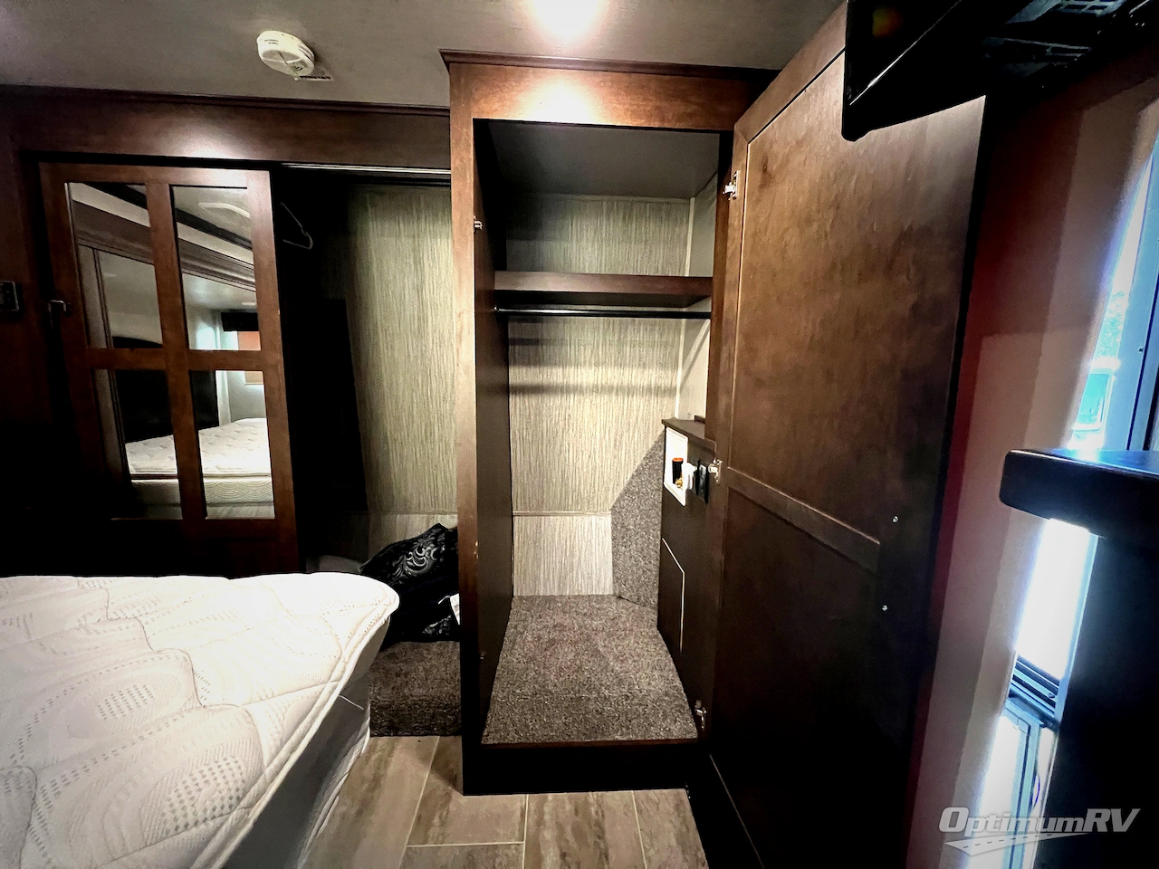 2020 Heartland Bighorn 3985RRD Photo 21