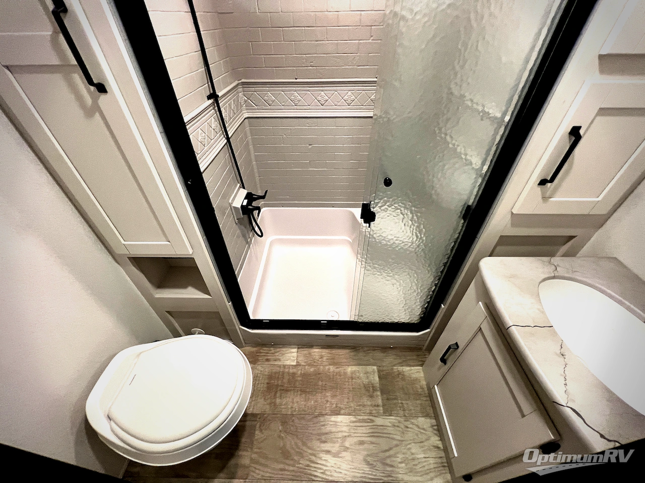 2025 Palomino Puma Destination 402LFT Photo 16