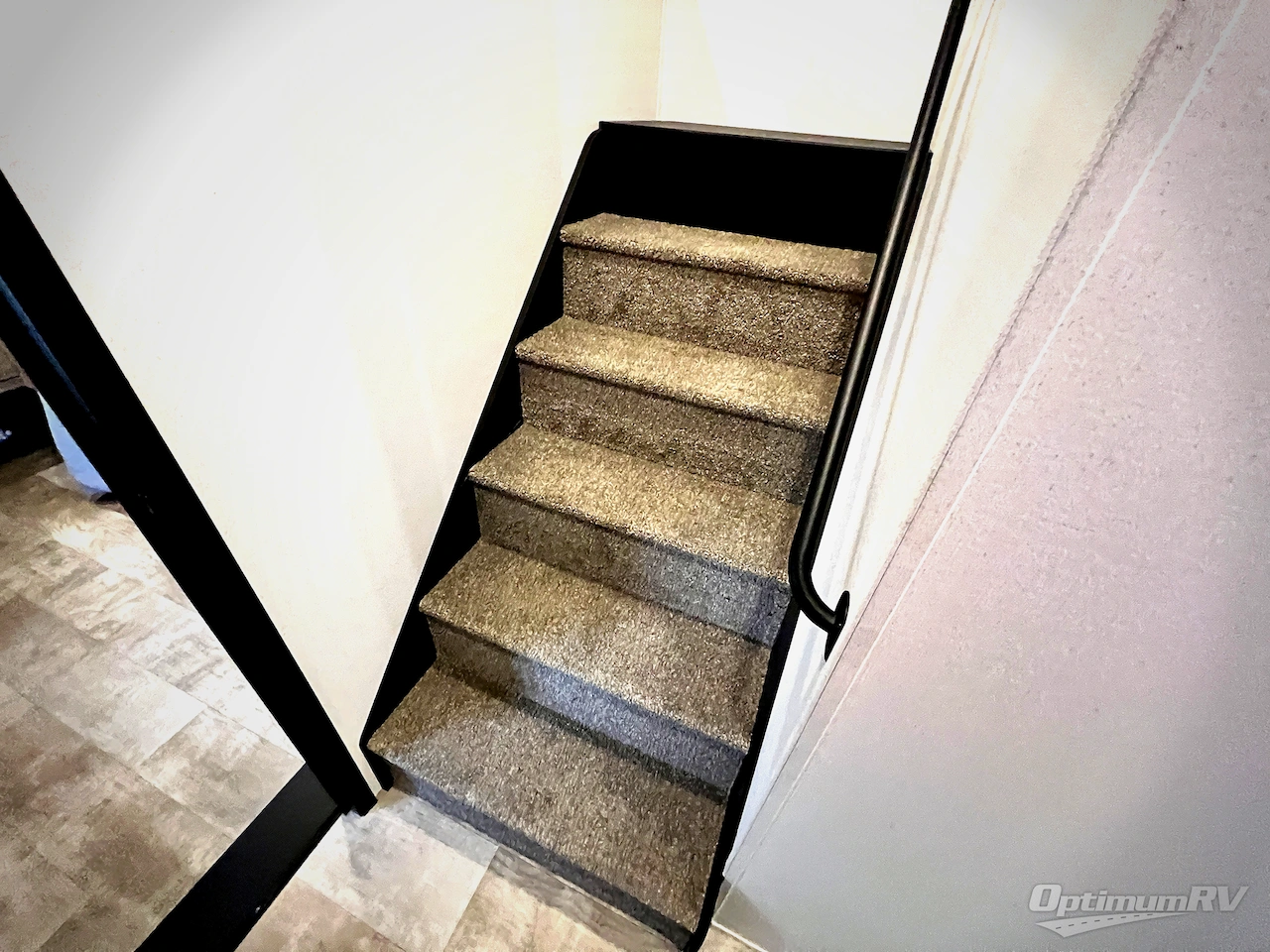 2025 Palomino Puma Destination 402LFT Photo 19