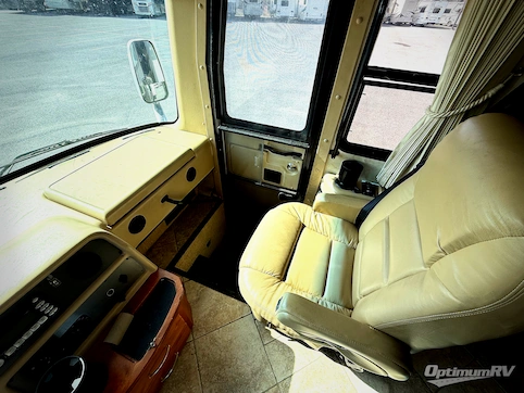 2008 Monaco Diplomat 40PDQ RV Photo 2
