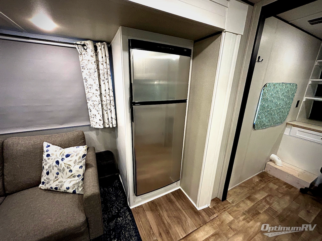 2022 Keystone Hideout 243RB Photo 10