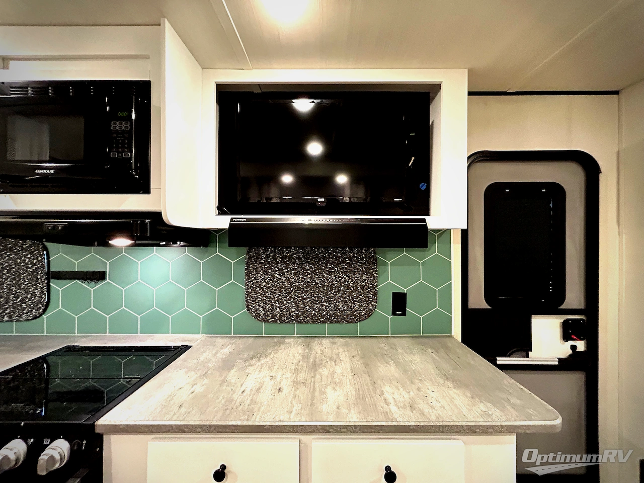 2022 Keystone Hideout 243RB Photo 12