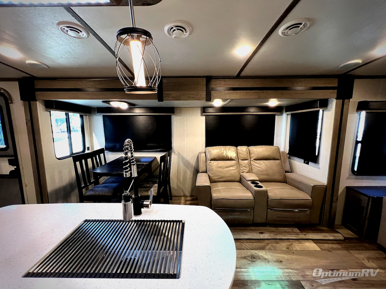 2021 Keystone Outback 328RL Photo 14