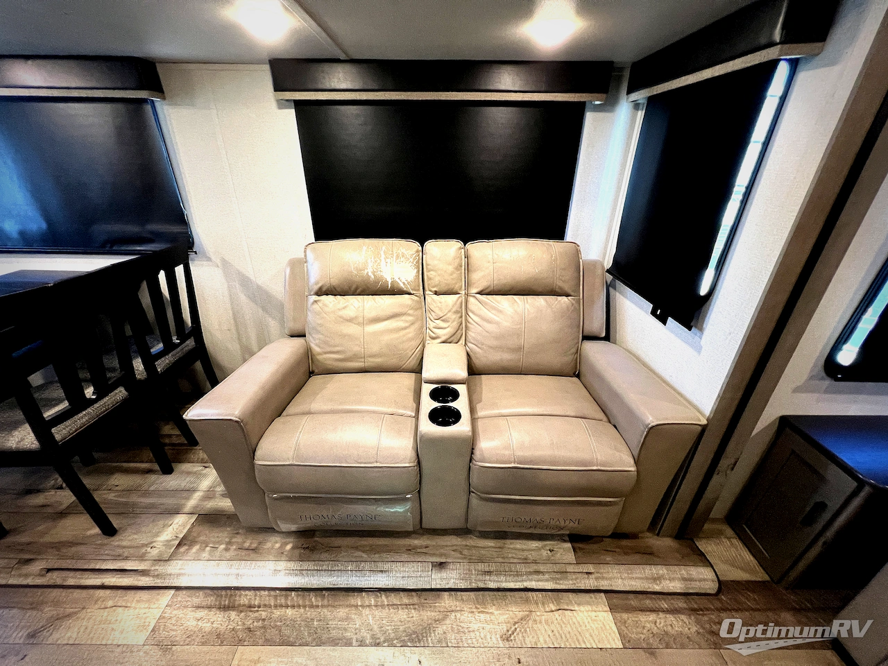 2021 Keystone Outback 328RL Photo 15