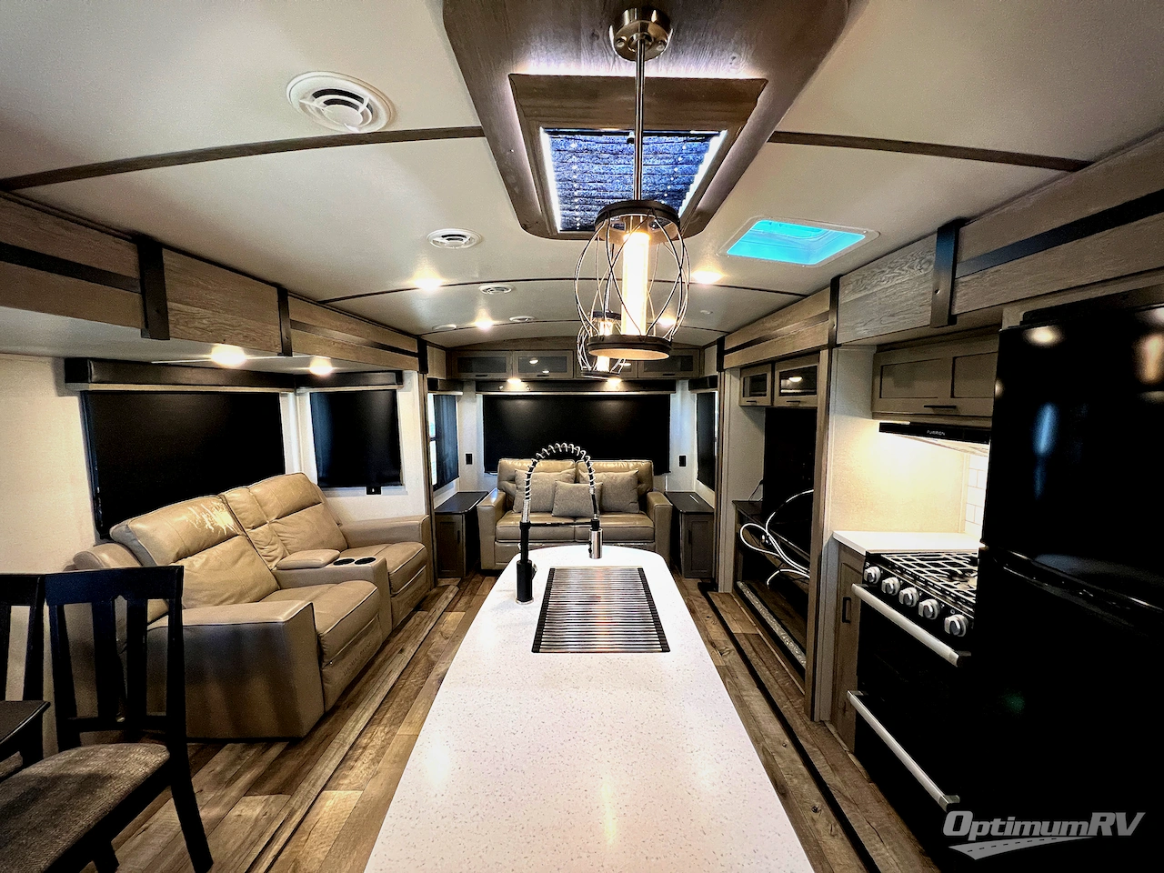 2021 Keystone Outback 328RL Photo 5