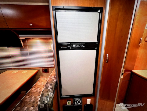 2007 Winnebago View 23J RV Photo 4