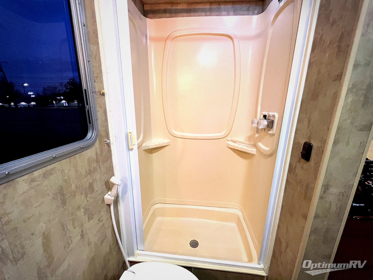 2007 Winnebago View 23J Photo 23