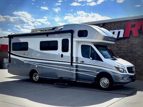 Used 2019 Winnebago View 24J Featured Photo