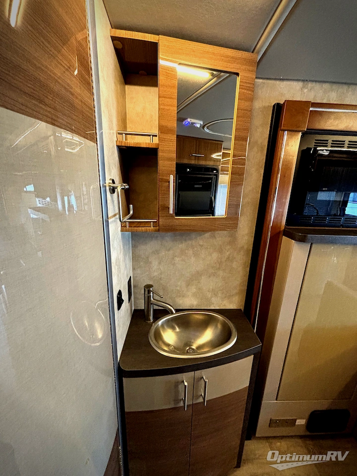 2019 Winnebago View 24J Photo 13