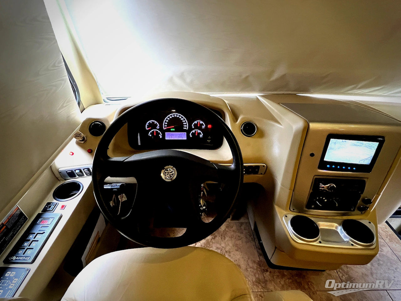 2013 Tiffin Allegro Breeze 32 BR Photo 5