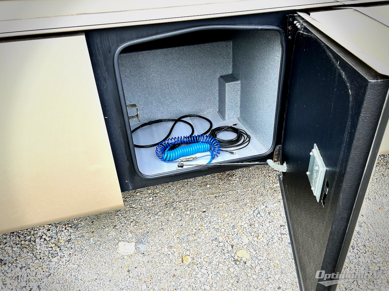 2020 Dynamax DX3 34KD Photo 24