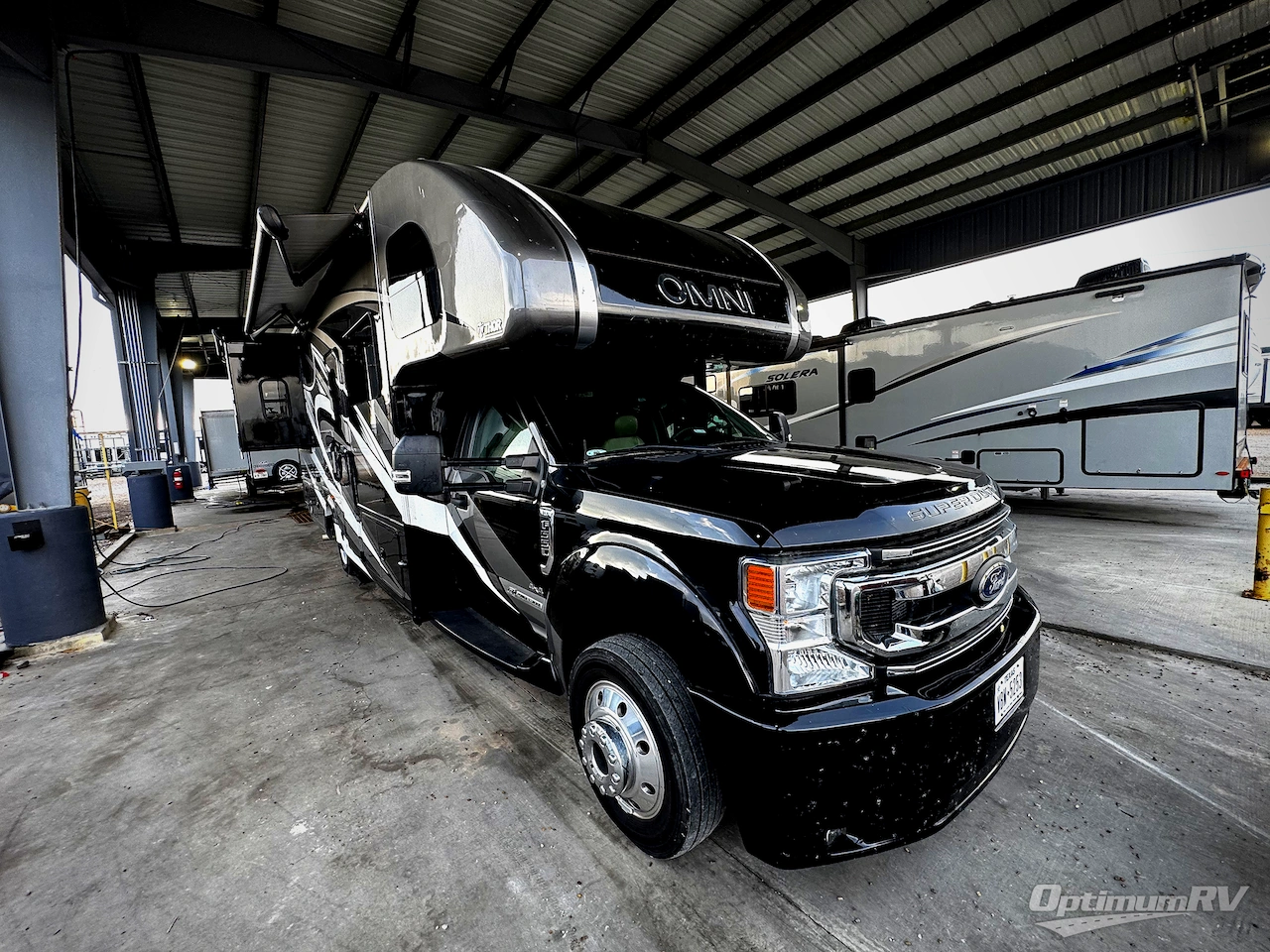 2022 Thor Omni XG32 Photo 1