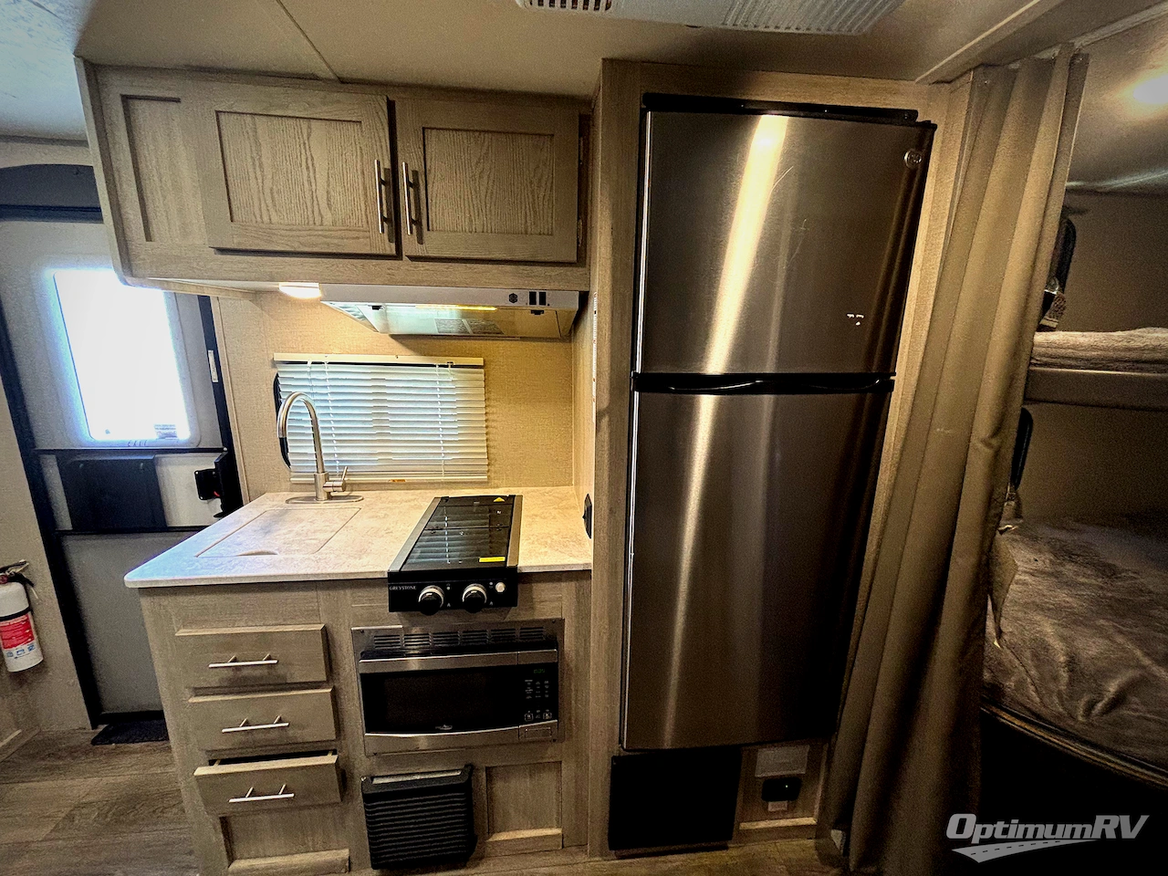 2022 Coachmen Catalina Summit Series 7 184BHS Photo 7