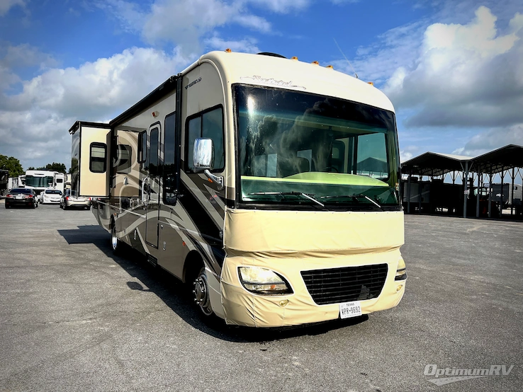 2011 Fleetwood Southwind 36D RV Photo 1