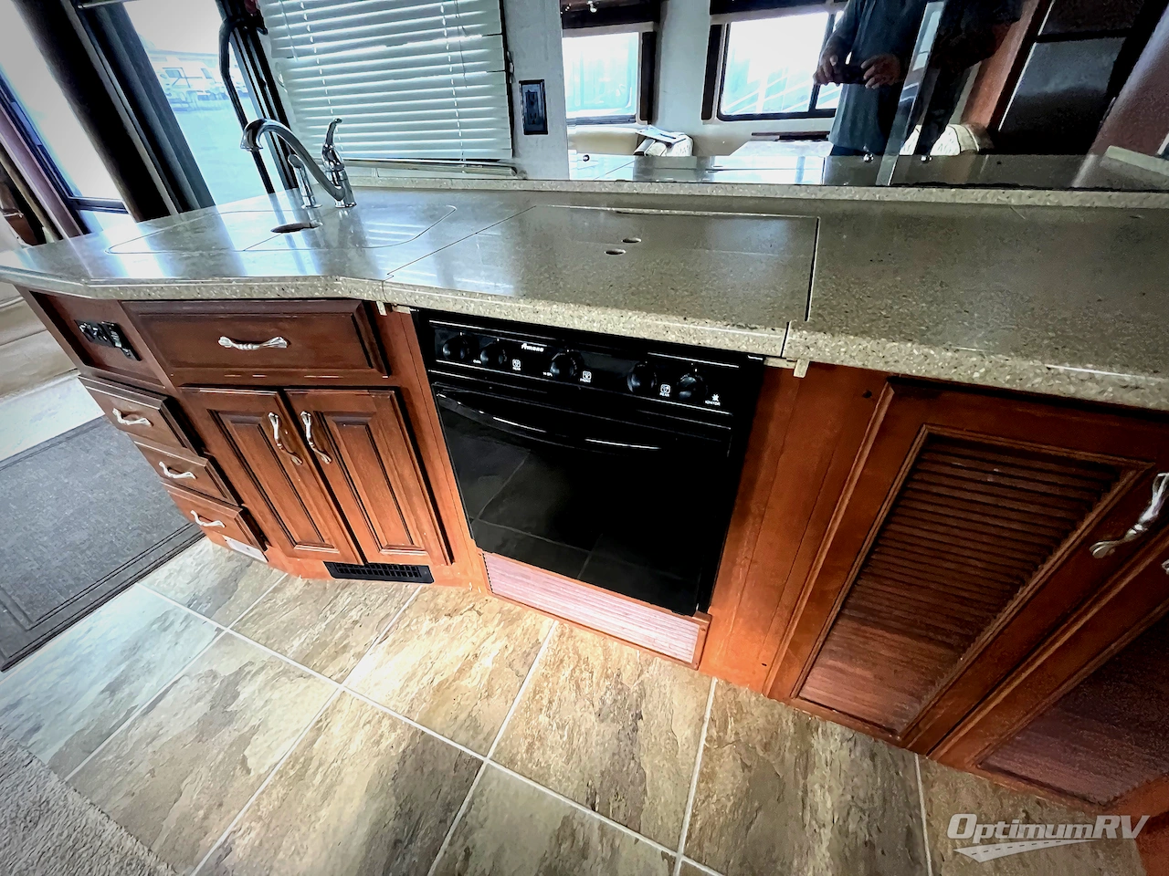 2011 Fleetwood Southwind 36D Photo 17